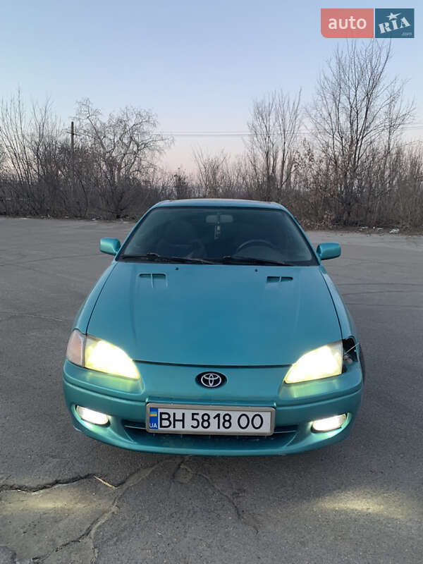 Купе Toyota Paseo 1995 в Николаеве