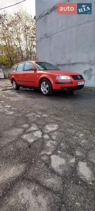 Седан Volkswagen Passat 2002 в Виннице