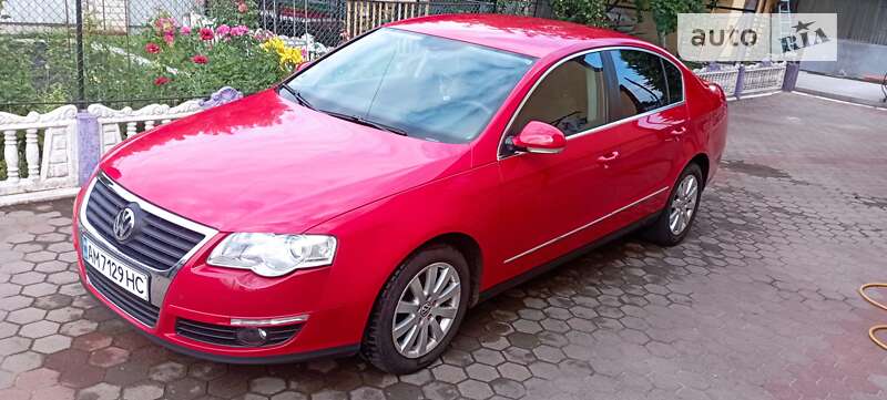 Седан Volkswagen Passat 2008 в Звягеле