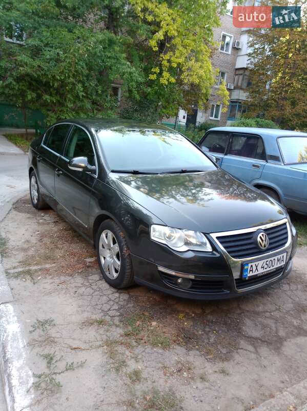 Седан Volkswagen Passat 2005 в Запорожье Седан Volkswagen Passat 2005 в Запорожье