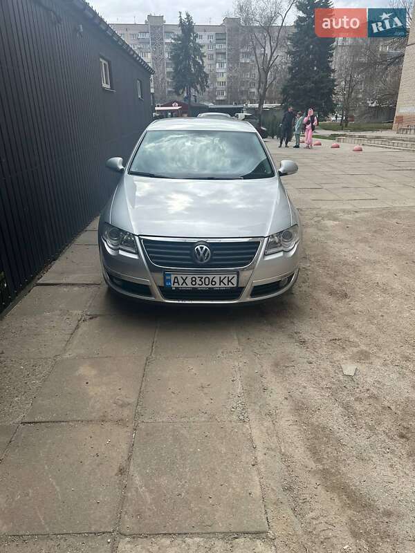 Седан Volkswagen Passat 2005 в Харькове Седан Volkswagen Passat 2005 в Харькове