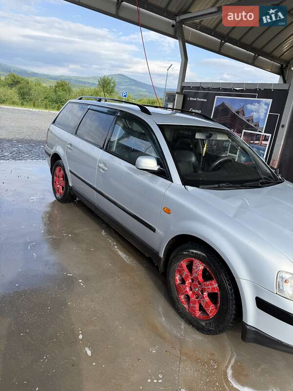 Универсал Volkswagen Passat 1998 в Великом Раковце