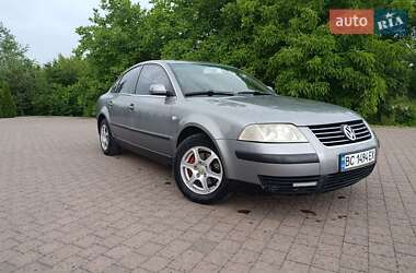 Седан Volkswagen Passat 2002 в Буске