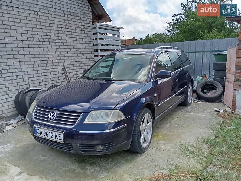 Универсал Volkswagen Passat 2003 в Умани
