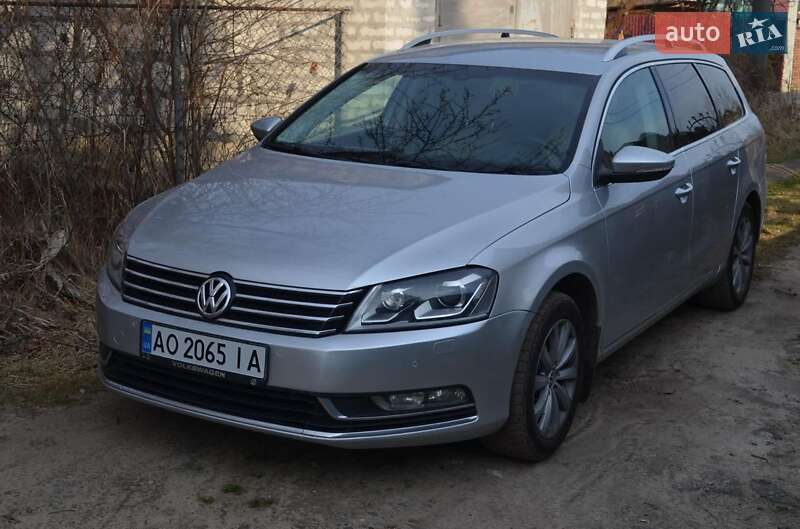 Універсал Volkswagen Passat 2012 в Ковелі