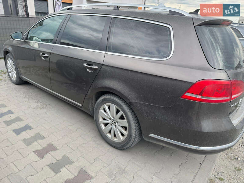 Универсал Volkswagen Passat 2013 в Калуше