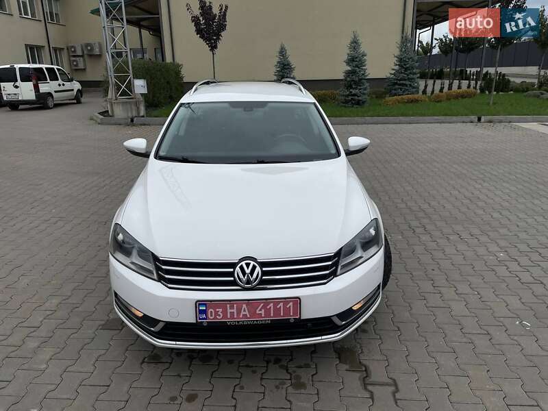 Универсал Volkswagen Passat 2011 в Луцке