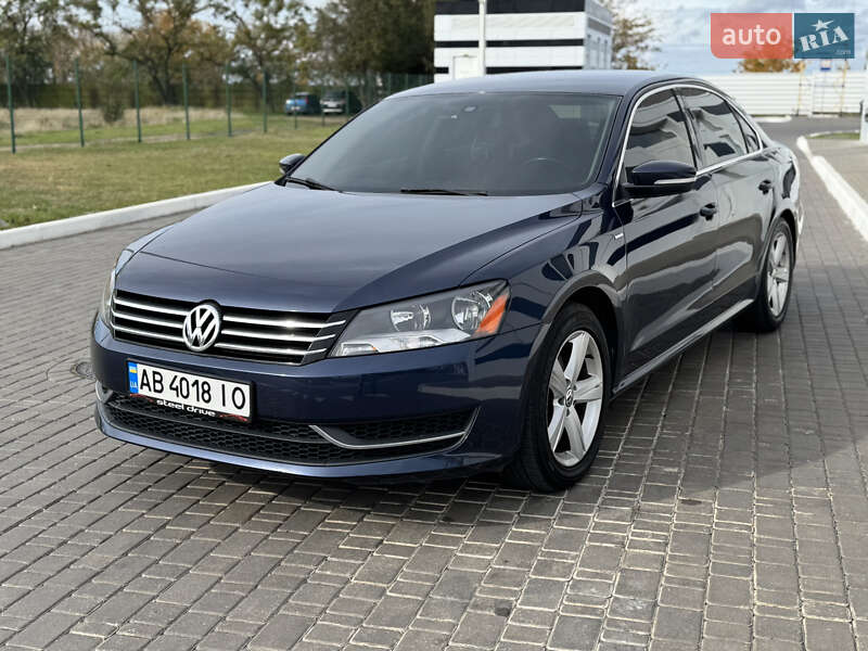 Седан Volkswagen Passat 2013 в Николаеве