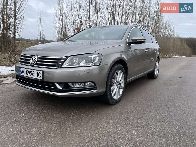 Универсал Volkswagen Passat 2012 в Торчине