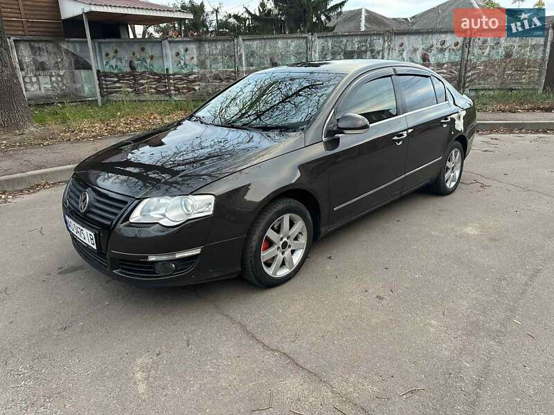 Седан Volkswagen Passat 2006 в Бердичеве