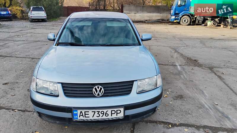 Седан Volkswagen Passat 2000 в Кривом Роге Седан Volkswagen Passat 2000 в Кривом Роге