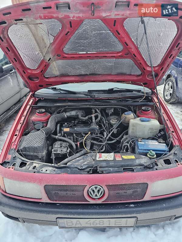 Седан Volkswagen Passat 1993 в Гайсине Седан Volkswagen Passat 1993 в Гайсине