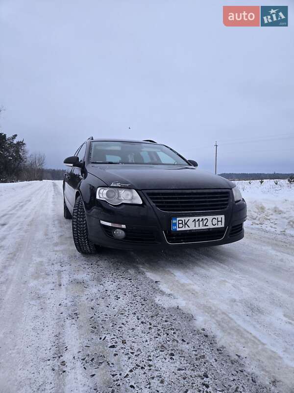 Універсал Volkswagen Passat 2008 в Рівному Універсал Volkswagen Passat 2008 в Рівному