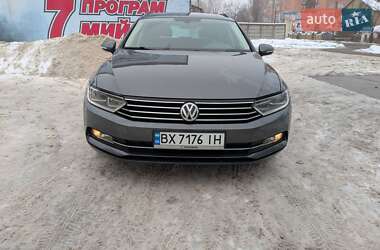 Універсал Volkswagen Passat 2015 в Хмельницькому