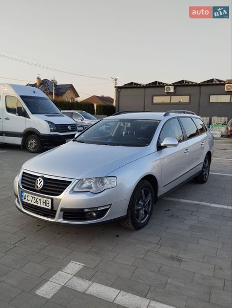 Универсал Volkswagen Passat 2009 в Рованцах