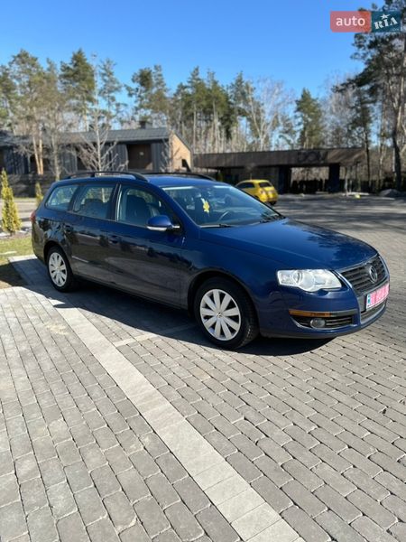 Универсал Volkswagen Passat 2009 в Киеве