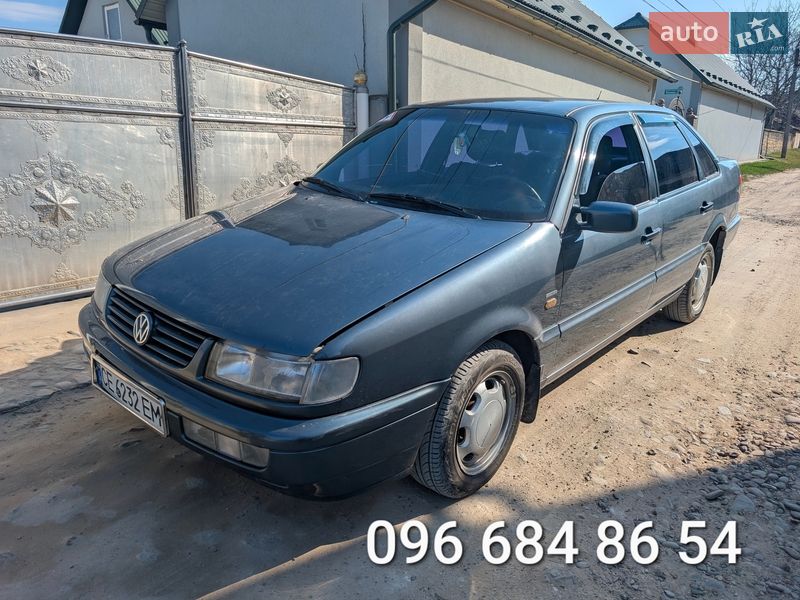 Седан Volkswagen Passat 1996 в Черновцах Седан Volkswagen Passat 1996 в Черновцах