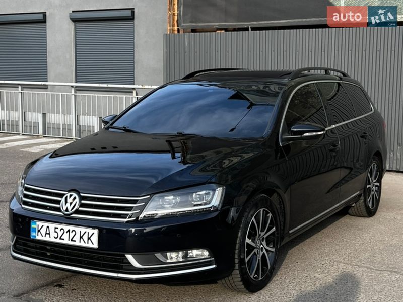 Універсал Volkswagen Passat 2012 в Києві
