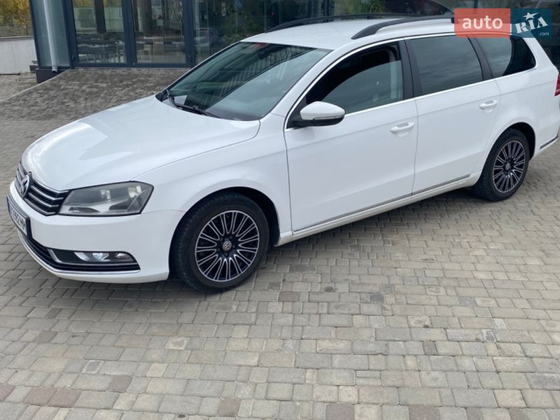 Универсал Volkswagen Passat 2011 в Харькове