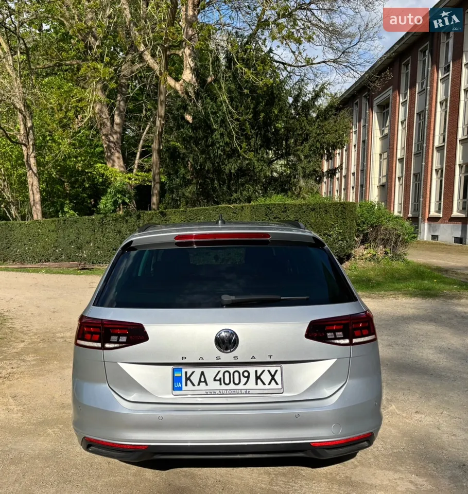 Volkswagen Passat 2019 photo 3