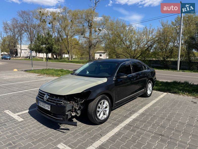 Седан Volkswagen Passat 2016 в Киеве