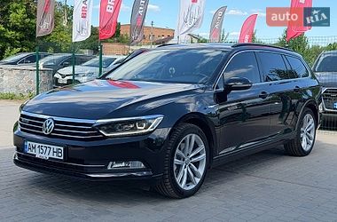 Универсал Volkswagen Passat 2016 в Бердичеве