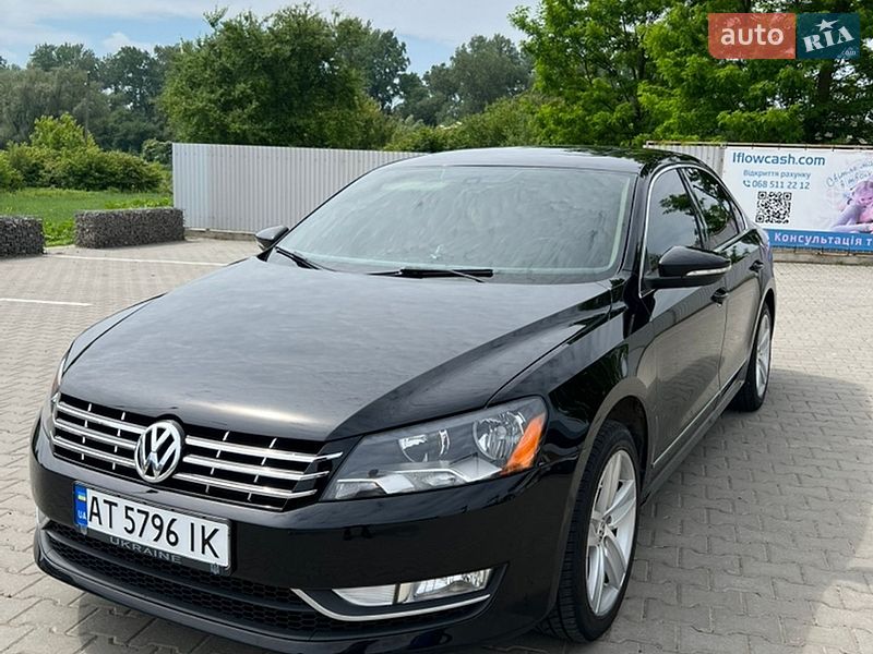 Седан Volkswagen Passat 2012 в Снятине