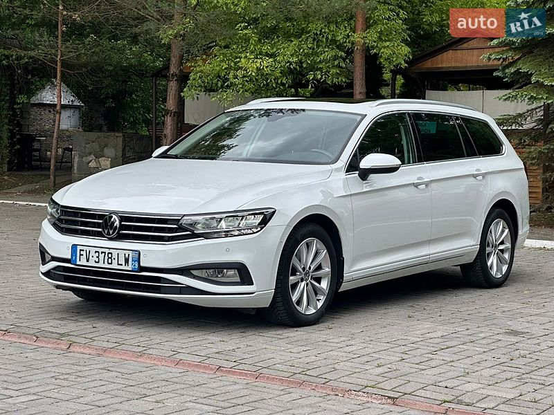 Универсал Volkswagen Passat 2020 в Дрогобыче