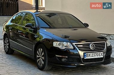 Седан Volkswagen Passat 2010 в Кам'янець-Подільському
