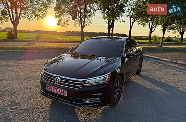 Седан Volkswagen Passat 2018 в Владимире