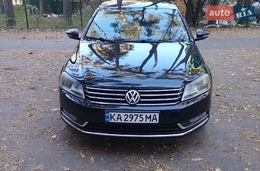 Седан Volkswagen Passat 2011 в Кагарлыке