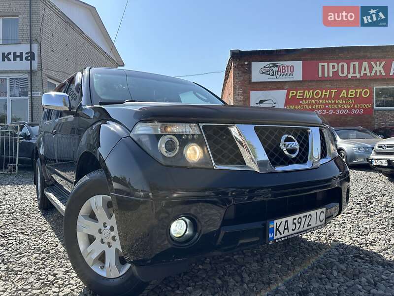 Внедорожник / Кроссовер Nissan Pathfinder 2007 в Смеле