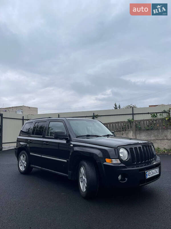Внедорожник / Кроссовер Jeep Patriot 2010 в Андрушевке