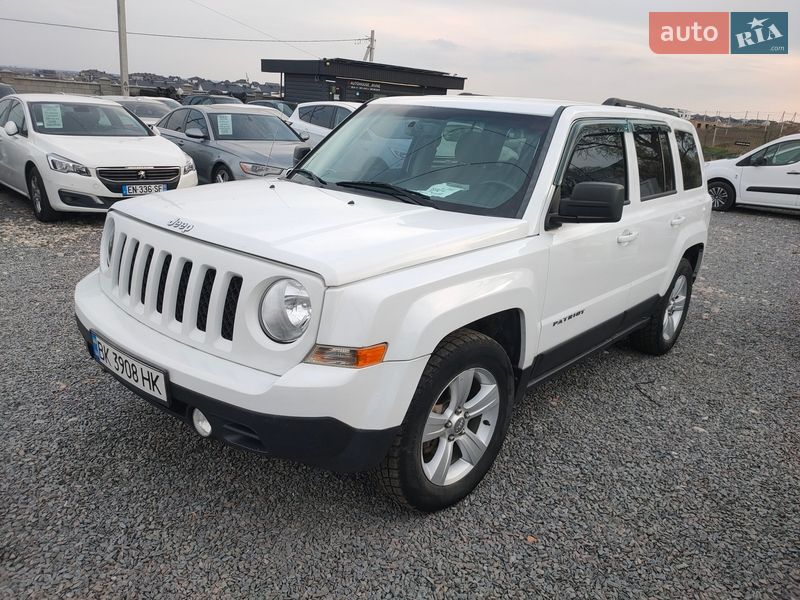 Позашляховик / Кросовер Jeep Patriot 2013 в Рівному