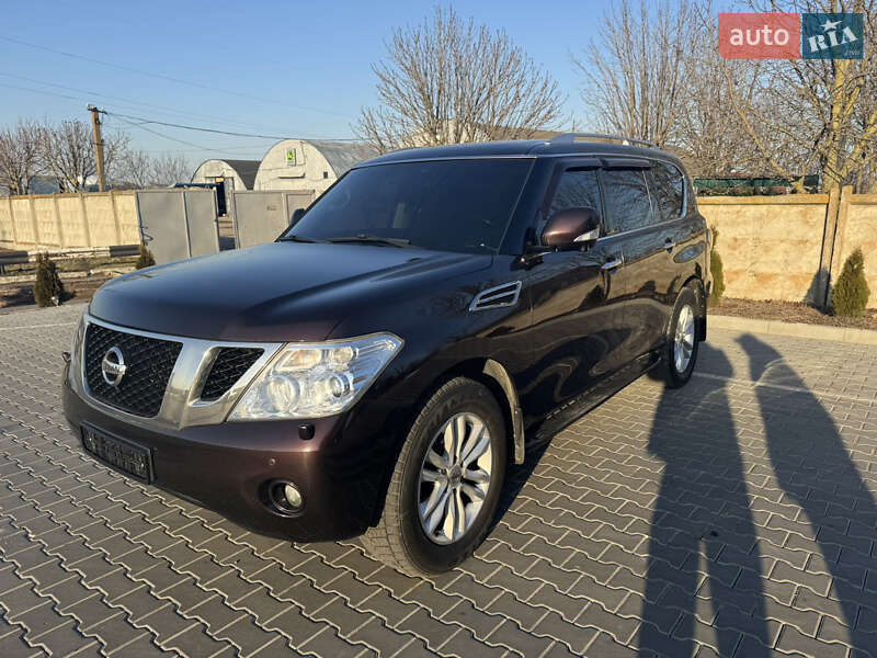 Внедорожник / Кроссовер Nissan Patrol 2011 в Одессе