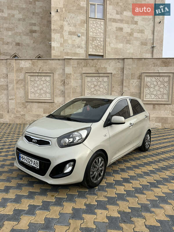 Хэтчбек Kia Picanto 2014 в Одессе Хэтчбек Kia Picanto 2014 в Одессе