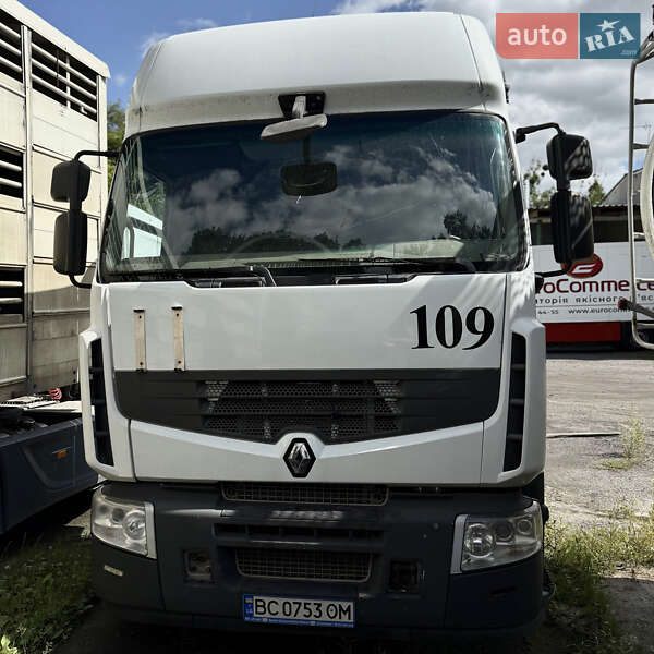 Тягач Renault Premium 2012 в Шептицькому