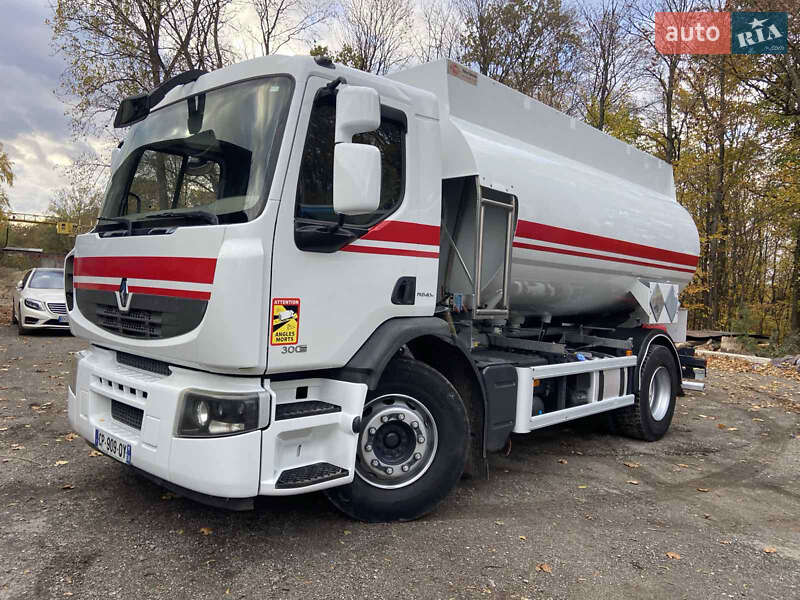 Бензовоз Renault Premium 2012 в Тернополе