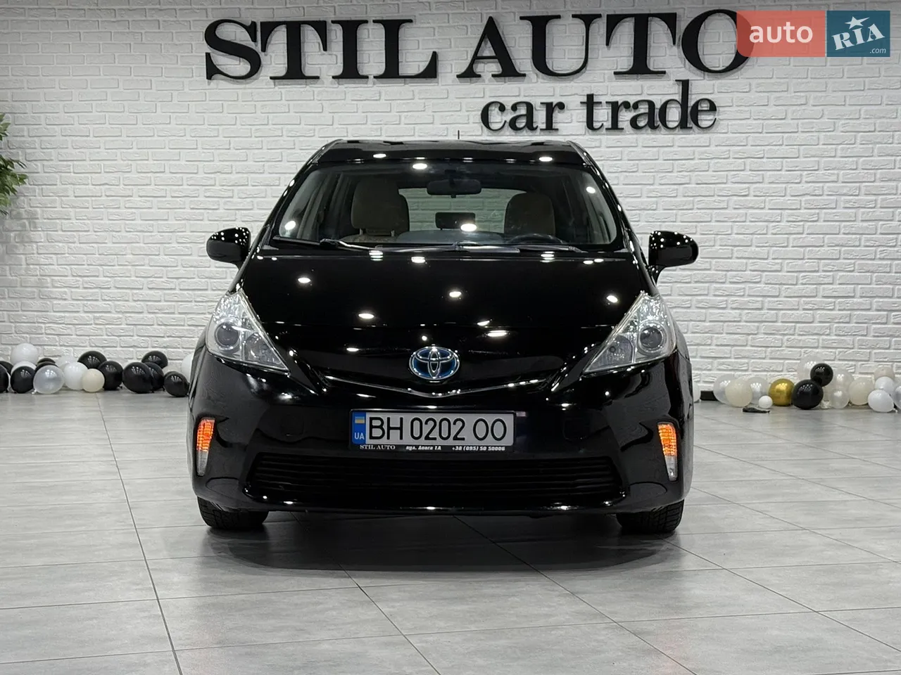 Toyota Prius V 2013 photo 5