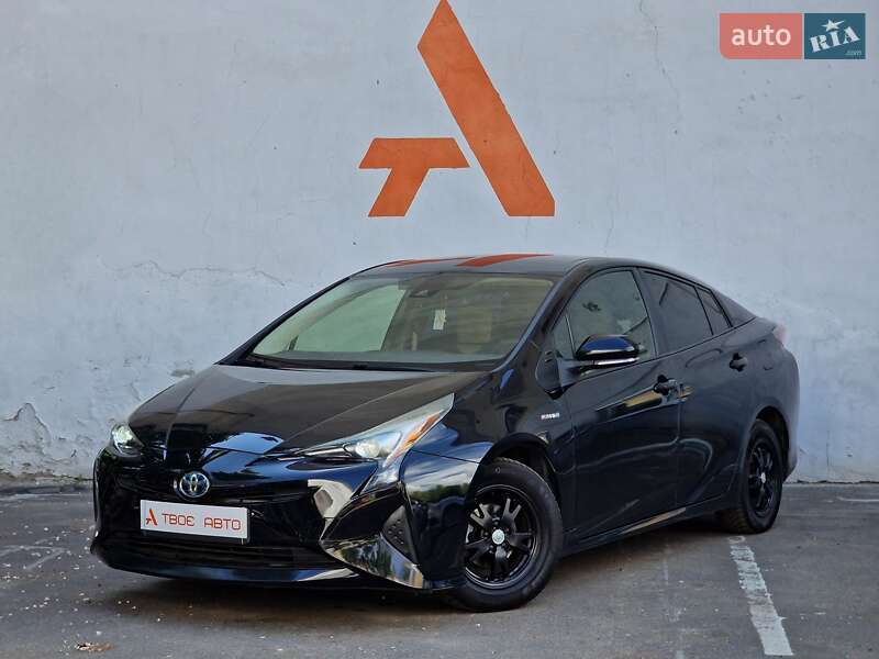 Хэтчбек Toyota Prius 2017 в Одессе