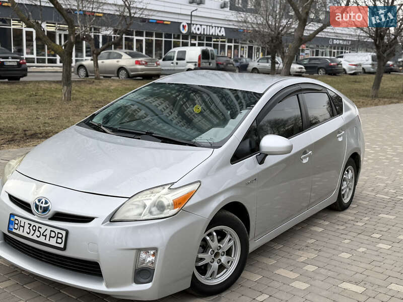 Хэтчбек Toyota Prius 2011 в Одессе Хэтчбек Toyota Prius 2011 в Одессе