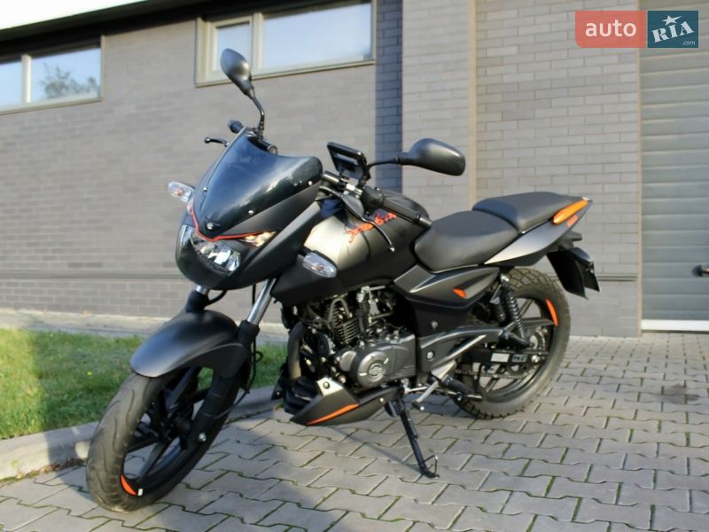Мотоцикл Без обтекателей (Naked bike) Bajaj Pulsar 180 2020 в Киеве Мотоцикл Без обтекателей (Naked bike) Bajaj Pulsar 180 2020 в Киеве