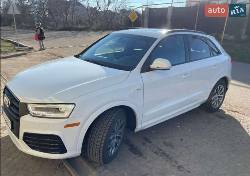 Внедорожник / Кроссовер Audi Q3 2016 в Черновцах Внедорожник / Кроссовер Audi Q3 2016 в Черновцах