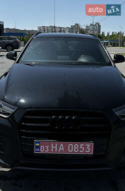 Позашляховик / Кросовер Audi Q3 2016 в Полтаві
