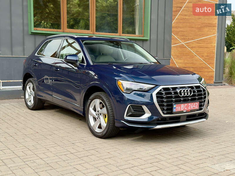 Внедорожник / Кроссовер Audi Q3 2020 в Ровно Внедорожник / Кроссовер Audi Q3 2020 в Ровно