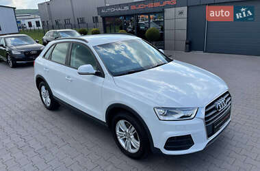 Внедорожник / Кроссовер Audi Q3 2018 в Ужгороде
