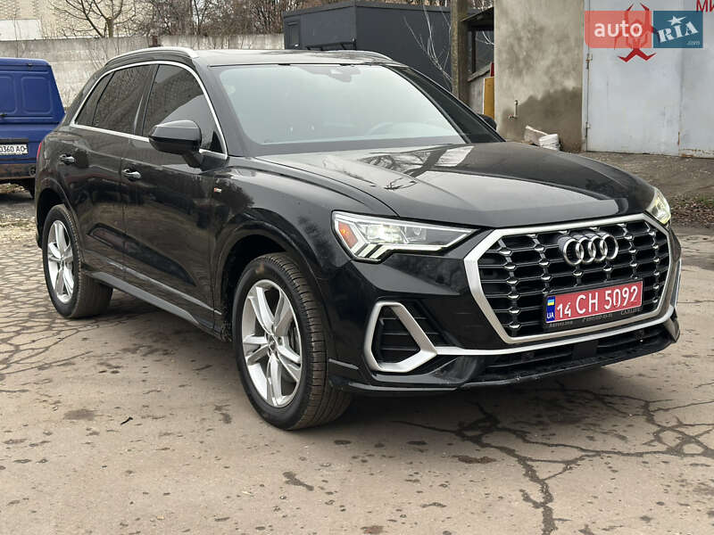 Внедорожник / Кроссовер Audi Q3 2020 в Тернополе