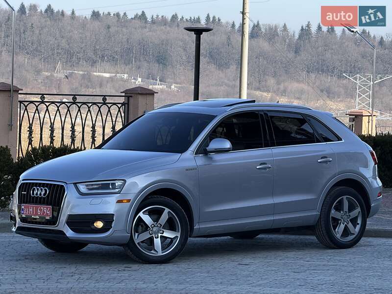 Внедорожник / Кроссовер Audi Q3 2015 в Дрогобыче