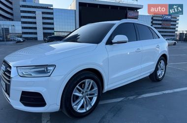 Внедорожник / Кроссовер Audi Q3 2015 в Киеве