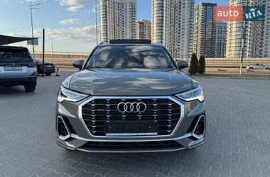 Внедорожник / Кроссовер Audi Q3 2023 в Киеве